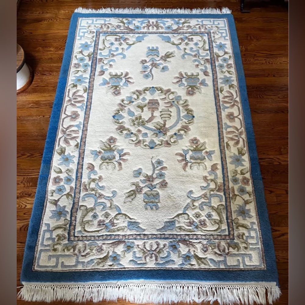 Vintage Ethan Allen Chinese Wool Area Rug 4ft by 6ft